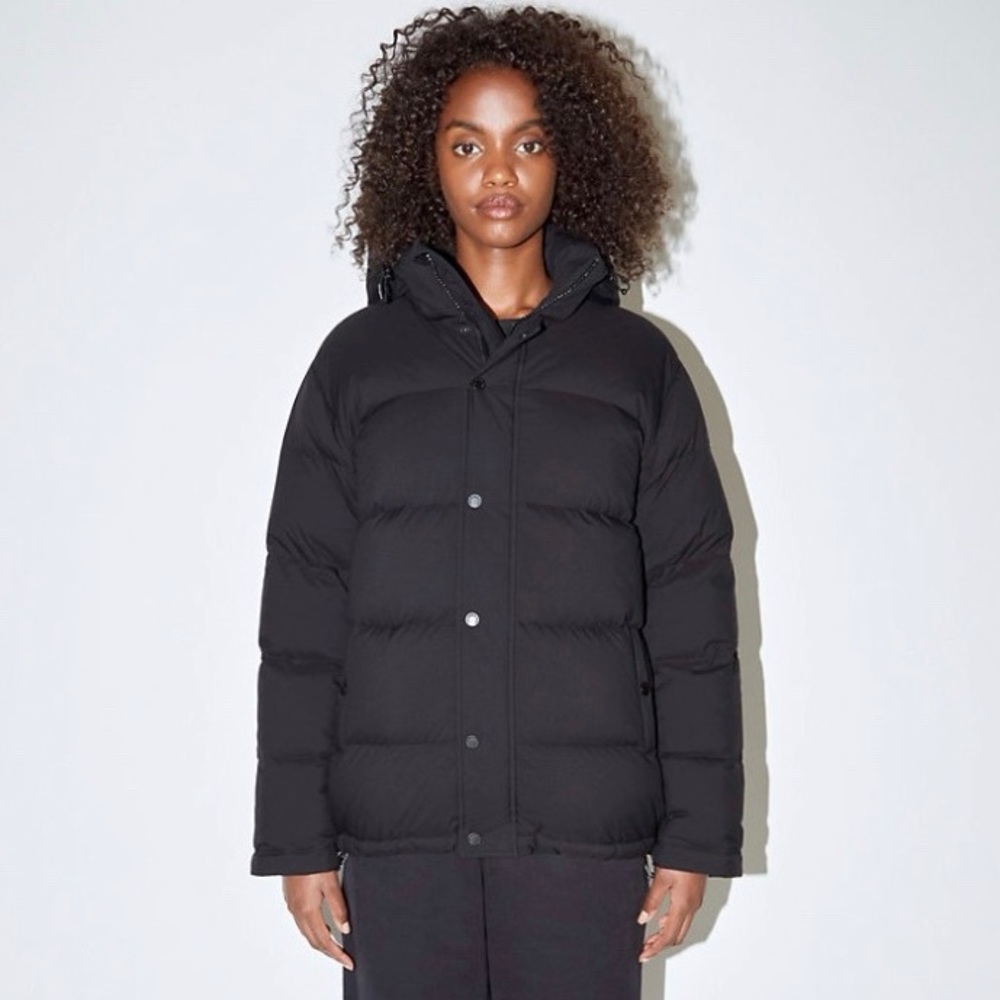Aritzia TNA The Super Puff Original